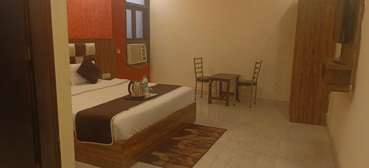 Airport Hotel Prince Palace By Byobhotels New Delhi Buitenkant foto