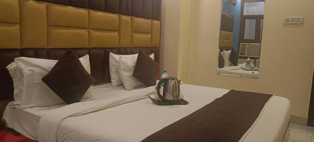 Airport Hotel Prince Palace By Byobhotels New Delhi Buitenkant foto