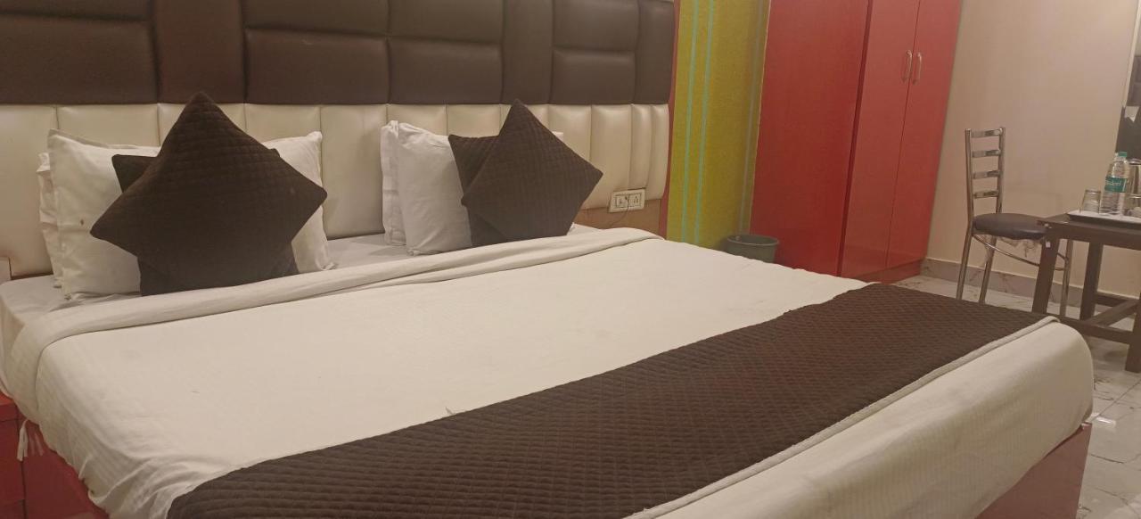 Airport Hotel Prince Palace By Byobhotels New Delhi Buitenkant foto