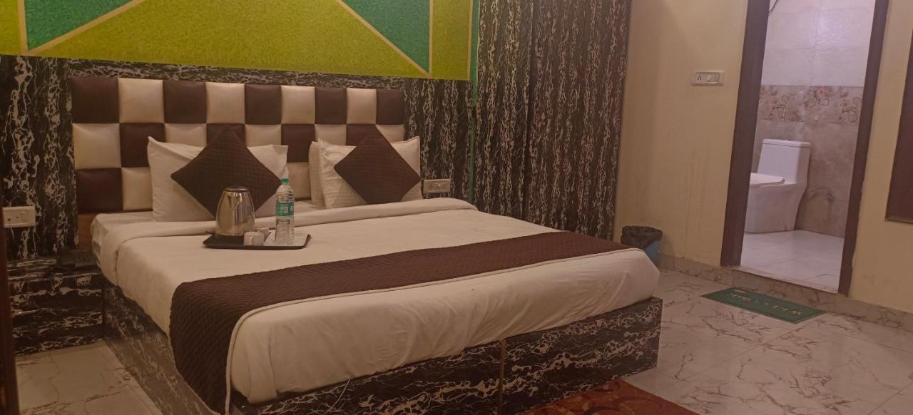 Airport Hotel Prince Palace By Byobhotels New Delhi Buitenkant foto